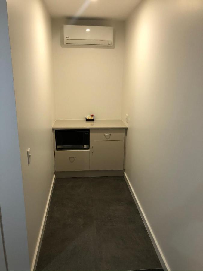 Brolga Hotel Motel - Coleambally ภายนอก รูปภาพ